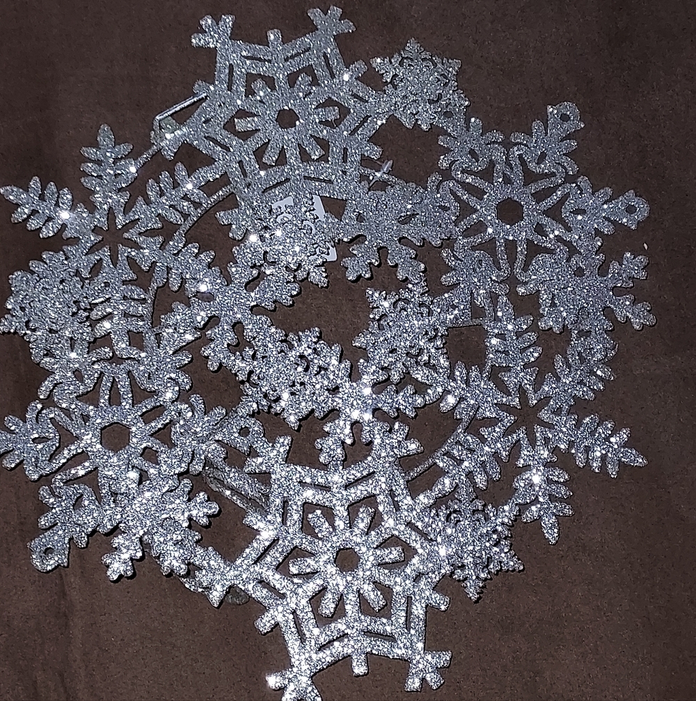 3 D Silver Snowflake Tree Topper 12"×12" . Pic Doesn't Do It Justice. Beautiful - Picture 2 of 12